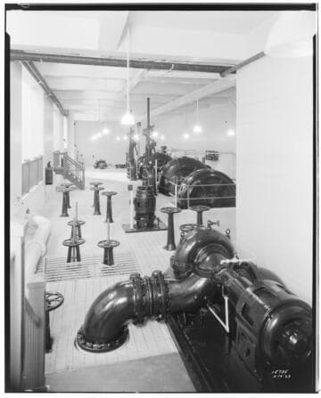 Long Beach Steam Station, Plant #3 - Circulating water pump room - looking west