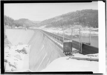 Big Creek, Shaver Lake Dam - Looking north