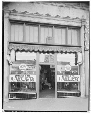 L1.3 - Lighting, stores - Store Front clothing