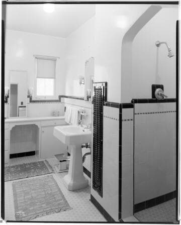 H2.4 - Home Bath - All Electric Home