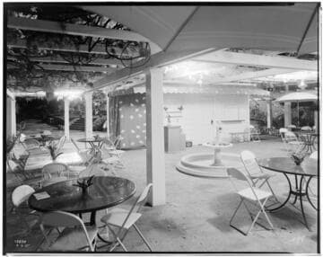 L1.3 - Lighting, stores - Night Photo