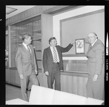 Award presentation to SCE from Institutions/VFM Magazine