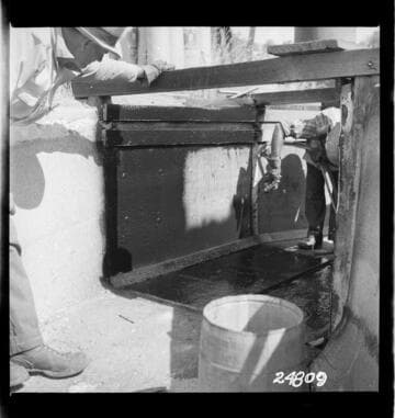 Kaweah #2 - #2 Flume