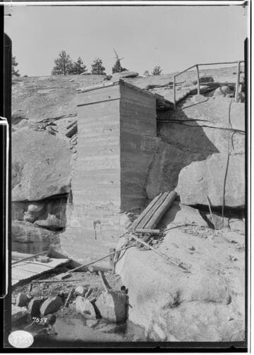 Big Creek, Florence Lake Dam - Gauging station, Florence Lake