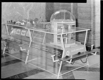 Nuclear Power Plant display model at SCE General Office