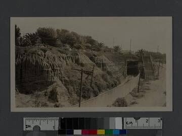 Southern Pacific railroad tunnel at Santa Monica