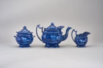 Tea service depicting Lafayette at Benjamin Franklin's Tomb