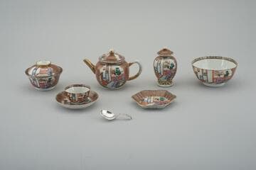 Chinese Export Porcelain Tea Service