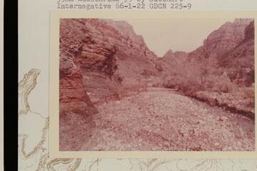 Canyon beyond upper spring; Diamond Creek