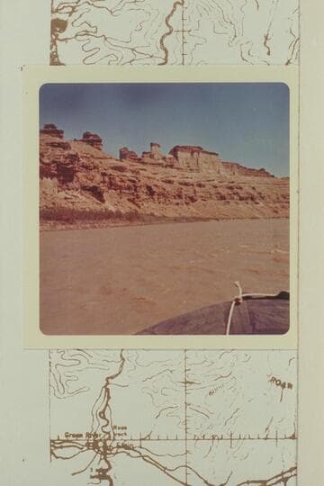 Sumners Amphitheatre; Desolation Canyon.  Downstream view just after making the bend