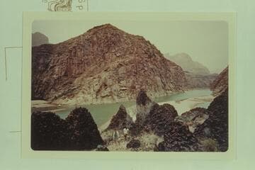 Down Lake Mead from the lava cap at Spencer Creek Rapid