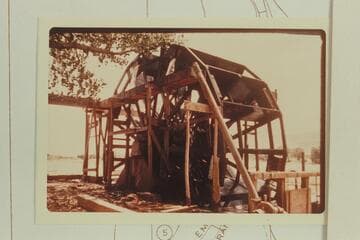 Wheel at the dam above Green River, Utah.  Mile 8 1/2.  Flow in the river was 2300 cfs.  The wheel served the Hastings ranch which was close at hand