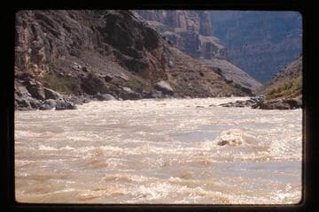 "Kiwi" climbs Vulcan Rapids