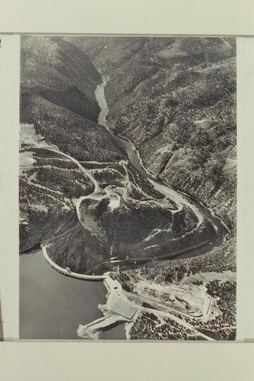 Down Red Canyon over Flaming Gorge Dam