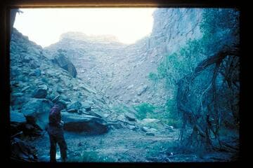 Up to drop into Horsethief Canyon