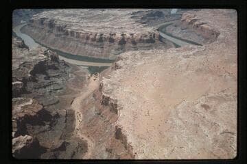Spring Canyon in the Bowknot