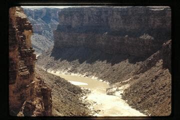 Riffle below Badger Rapid, prel. 7280 cfs