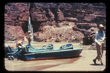 Deer Creek and boats