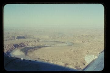 Loops in Green River below Jensen
