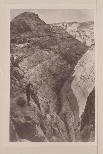 A lateral canyon of Escalante River