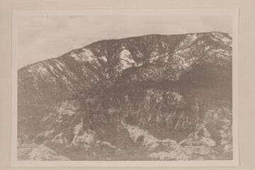 Up into Cha Canyon from west side of Gray Mesa