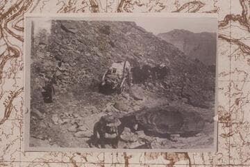 On the rim road to Spencer's Camp. Block and tackle used to prevent wagons from overturning