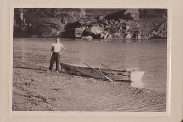 "[Norman] asked me if I would like to borrow one of his small folding boats to go from Bluff to Mexican Hat so i did alone and collected some interesting plants enroute at points I was unable to visit before"
