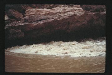 Current by boulder of Boulder Narrows