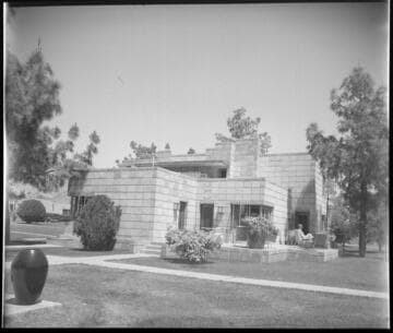 Arizona Biltmore guest cottages