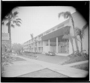 Beverly–Comstock Apartments