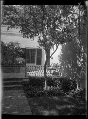 Landscaping in Dallas for Joseph E. Howland: McNeny residence