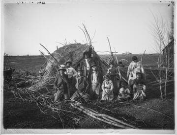 Family at Leemore just returned from funeral