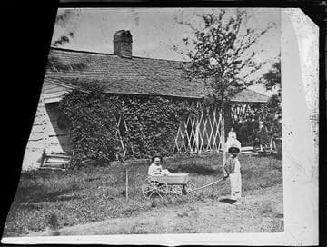 Residence and family of ex-Chief W. P. (William Potter) Ross. Ft. Gibson, Indian Territory