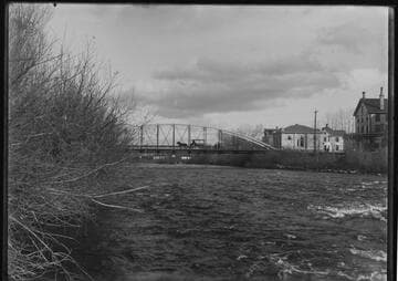 Truckee River and old Truckee Bridge, with Riverside Inn on the right, Reno, Nevada