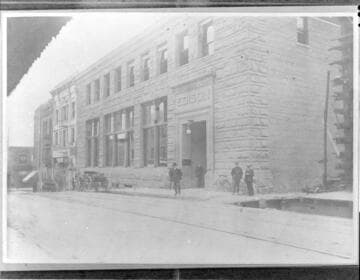 The Edison Electric Company General Office Building on 120 & 4th Streets in Los Angeles.  "Sammy" Darnell