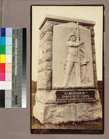 Monument honoring the 4th Michigan Infantry, 2nd Brigade, 1st Division, 5th Corps