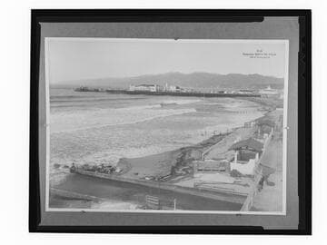 Santa Monica beach, coastline and pier