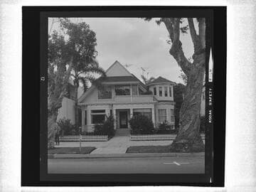 House at 1333 Ocean Avenue, Santa Monica