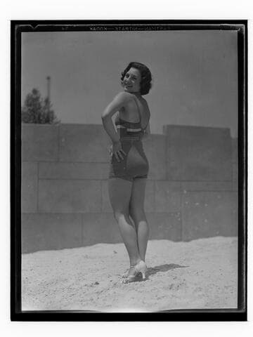 Beauty contestant at the Deauville Club, Santa Monica