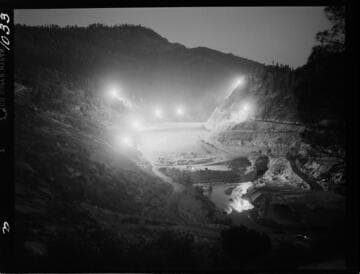 Big Creek - Mammoth Pool - Night operation at the damsite