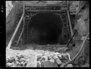 Big Creek - Mammoth Pool - Drilling high bottom at diversion tunnel intake portal