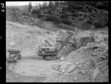Big Creek - Mammoth Pool - Spillway excavation