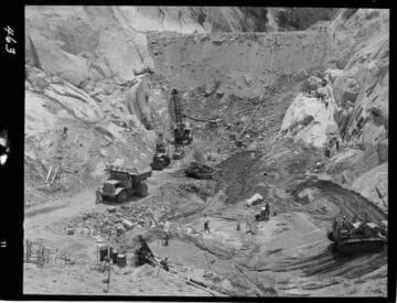 Big Creek - Mammoth Pool - Excavation of cutoff trench and beginning of grout curtain