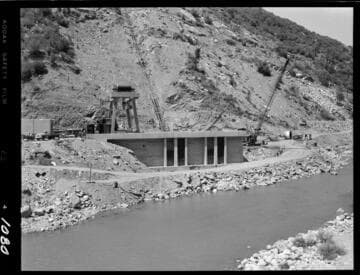 Big Creek - Mammoth Pool - General view of Powerhouse