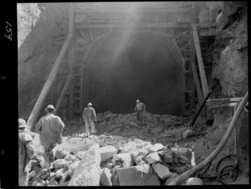 Big Creek - Mammoth Pool - Drilling high bottom at diversion tunnel intake portal