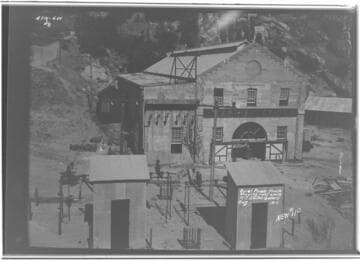 Borel : Powerhouse showing roof above