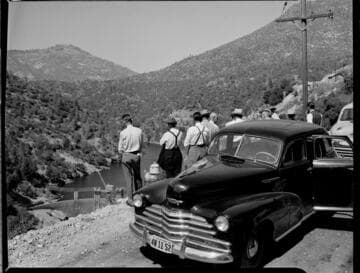 Big Creek Valley Editors Tour: group at overlook of Dam 6