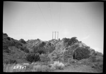 Kern River & Borel Transmission Line - Kern-Saugus 66kV, Mile 53 tower 7