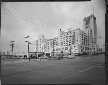 Sears, Roebuck & Company building in Los Angeles