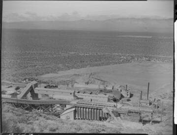 Industrial - Golden Queen Mine - Mojave - exterior